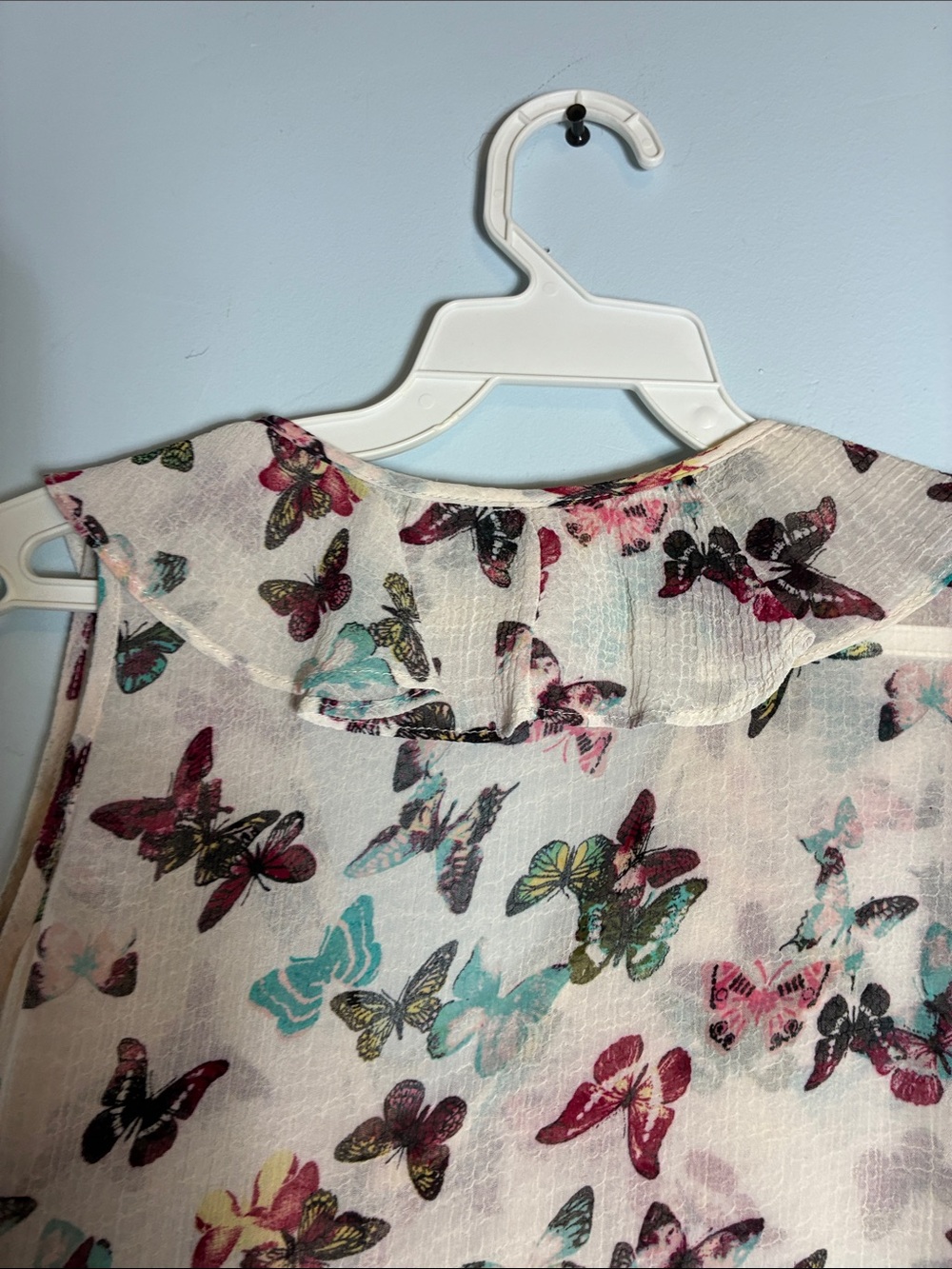 No Boundaries Cream Butterfly Ruffle Tie Tank - Picture 8 of 8